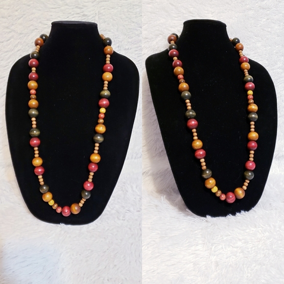Vintage Jewelry - Vintage Wooden Bead Necklace